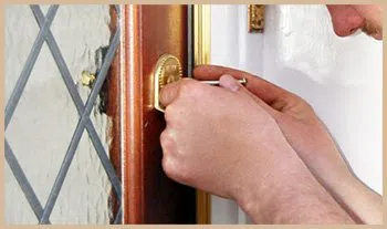 Elite Locksmith Services Universal City, TX 210-693-1294 - 2-lockout-service